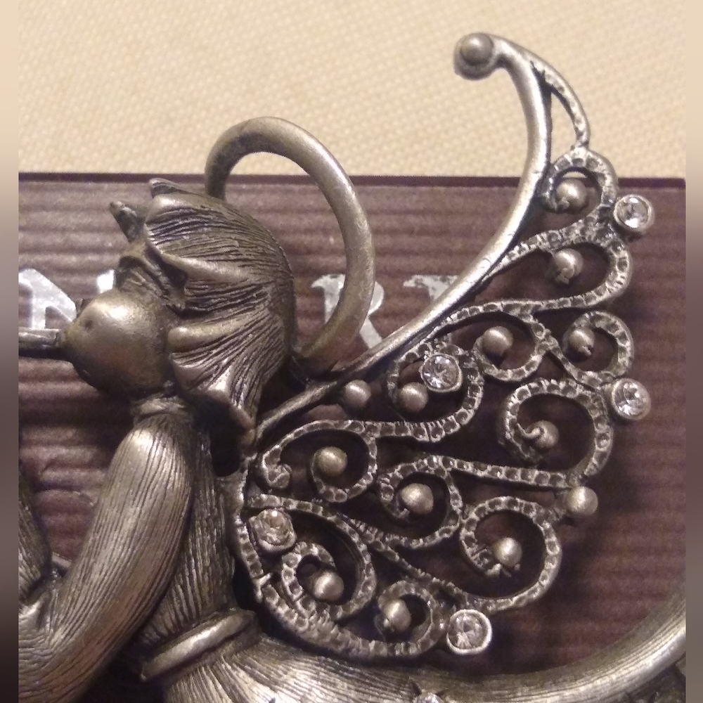 Vintage Signed JJ Pewter Trumpeting Angel Brooch - Picture 2 of 6
